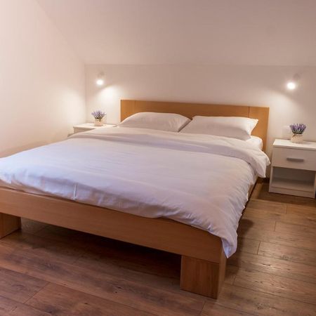Petlov Salas Rooms Novi Sad Ngoại thất bức ảnh