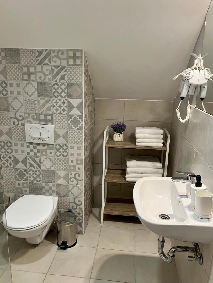 Petlov Salas Rooms Novi Sad Ngoại thất bức ảnh