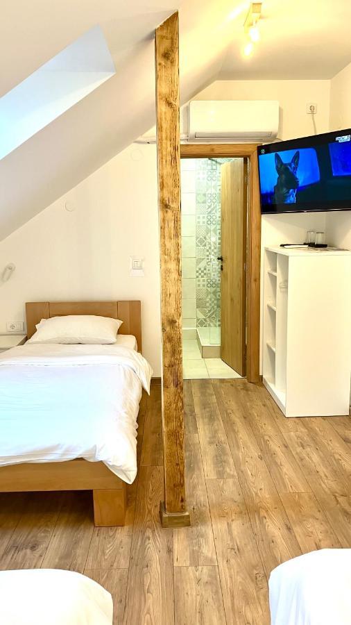 Petlov Salas Rooms Novi Sad Ngoại thất bức ảnh