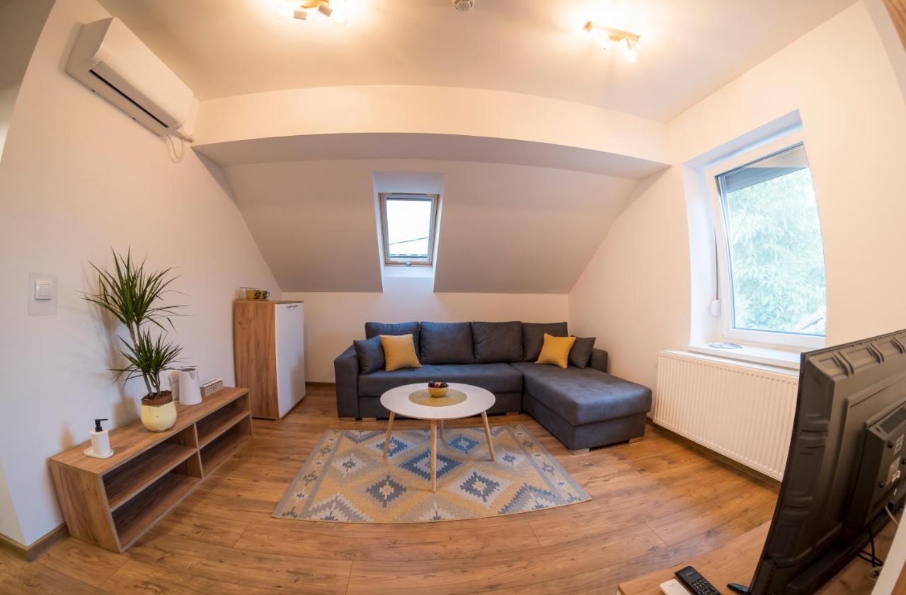 Petlov Salas Rooms Novi Sad Ngoại thất bức ảnh