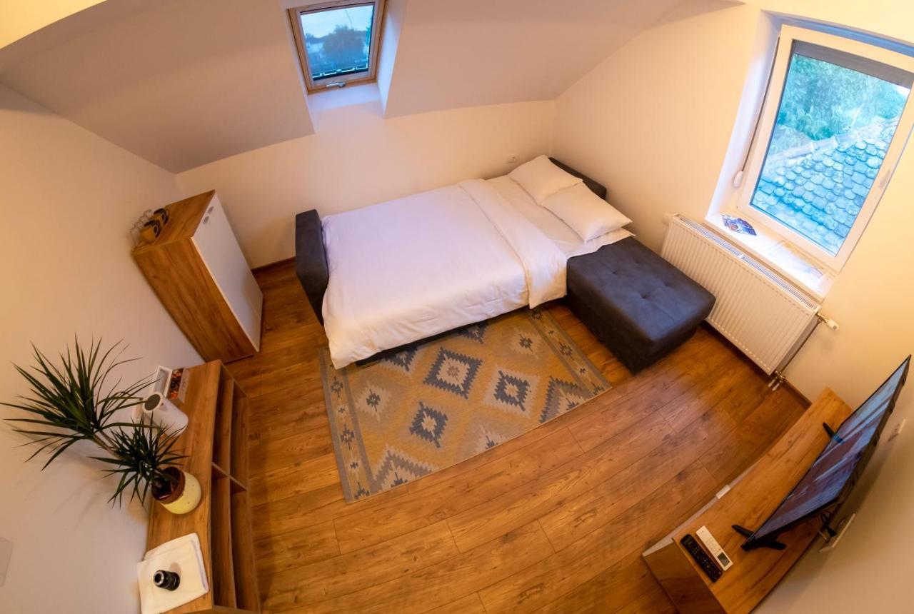 Petlov Salas Rooms Novi Sad Ngoại thất bức ảnh