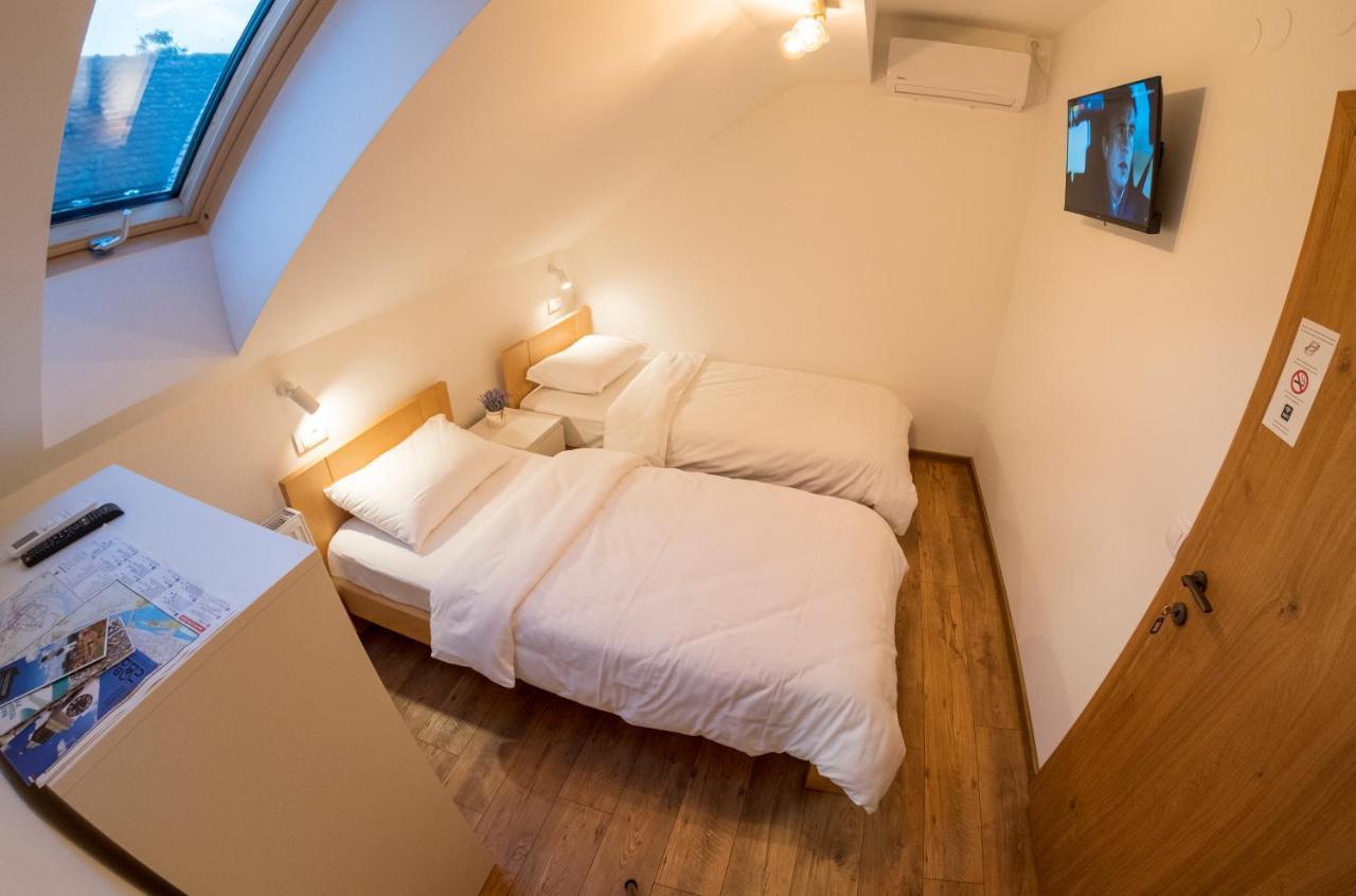 Petlov Salas Rooms Novi Sad Ngoại thất bức ảnh