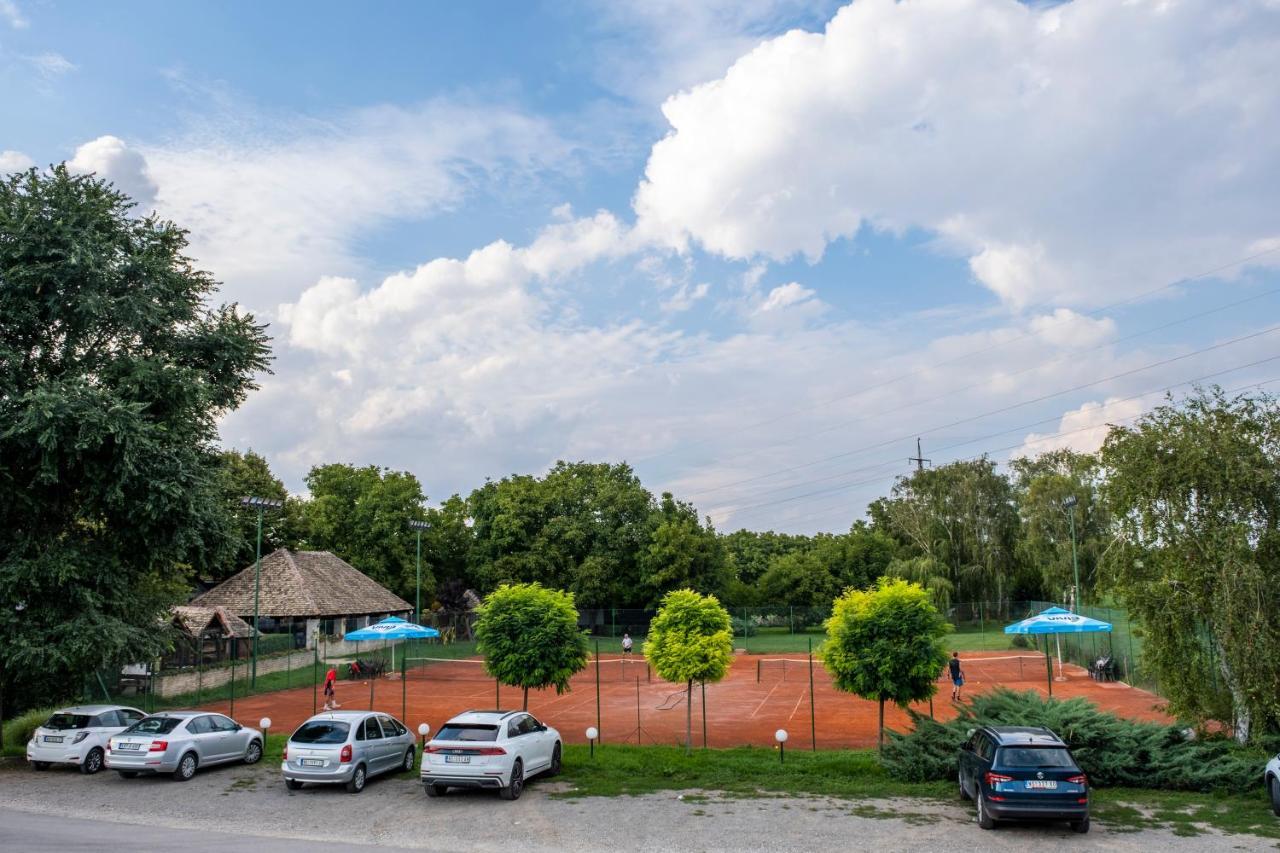 Petlov Salas Rooms Novi Sad Ngoại thất bức ảnh