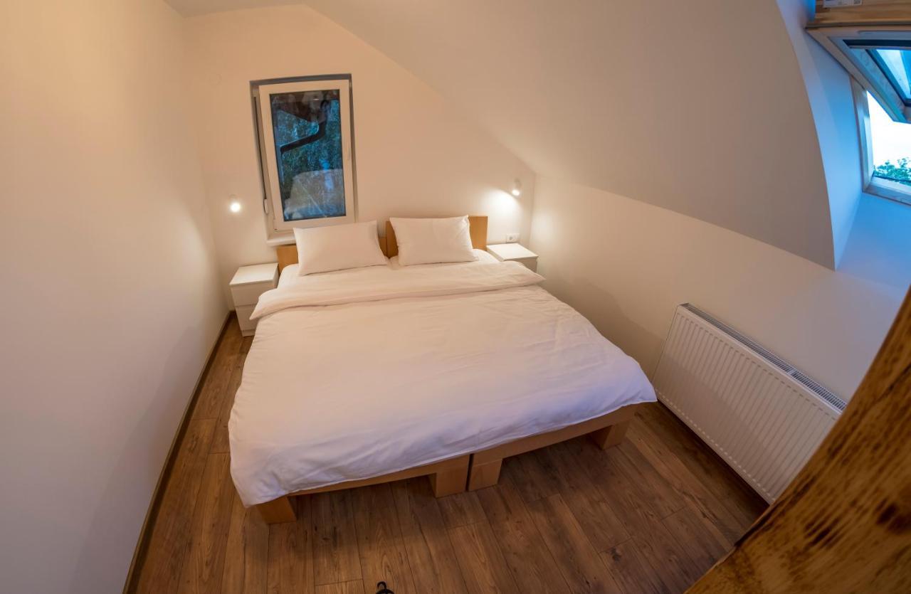 Petlov Salas Rooms Novi Sad Ngoại thất bức ảnh