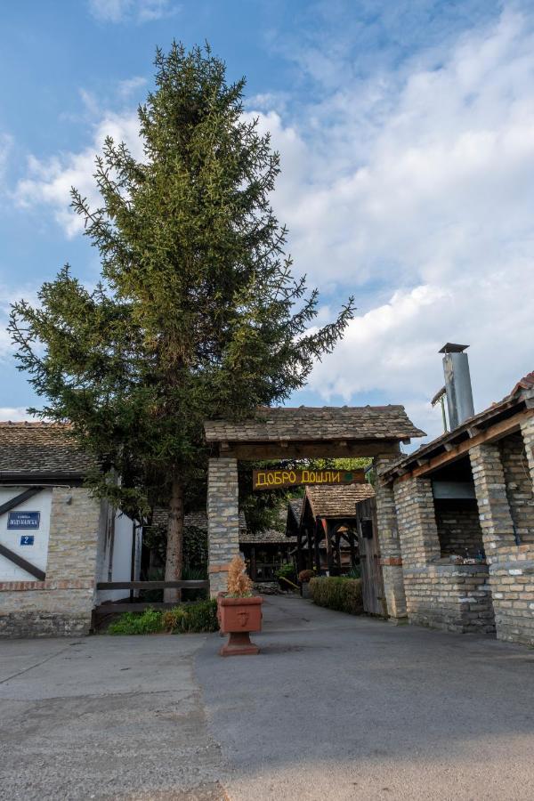 Petlov Salas Rooms Novi Sad Ngoại thất bức ảnh